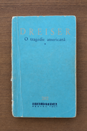 O tragedie americană